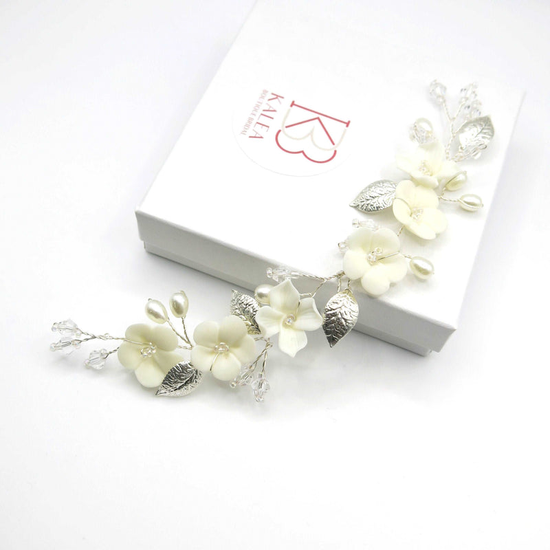 Bridal Off White Epoxy Flower Hair Vine, Wedding Flower Wire Headband, Silver Wire Head Wreath Hairpiece - KaleaBoutique.com